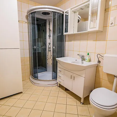 Apartment Rimljancek Leskovec pri Krskem Exterior photo
