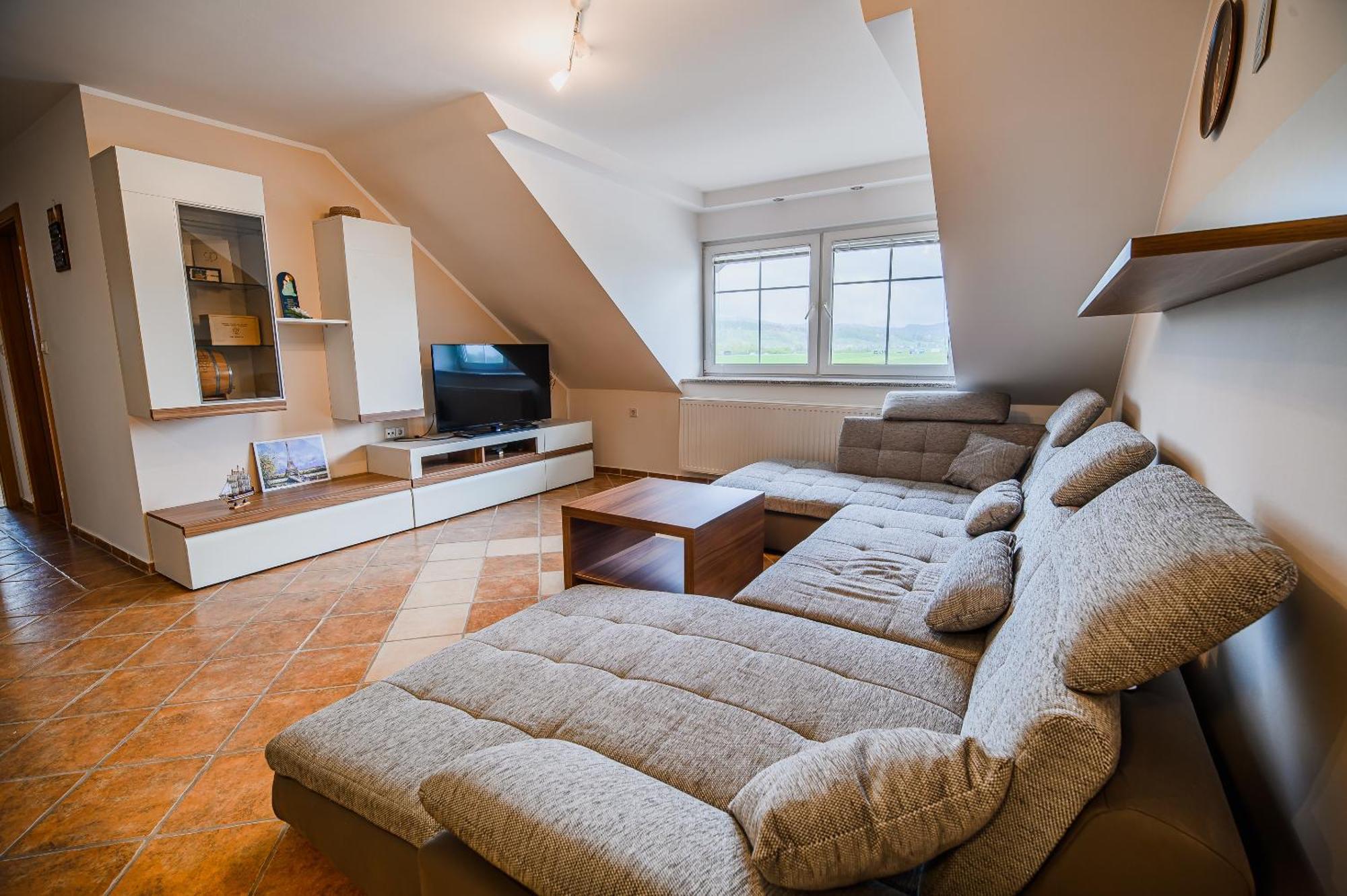 Rimljancek Apartment *